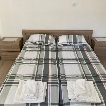 Private Room With Lovely Yard Сандански Экстерьер фото